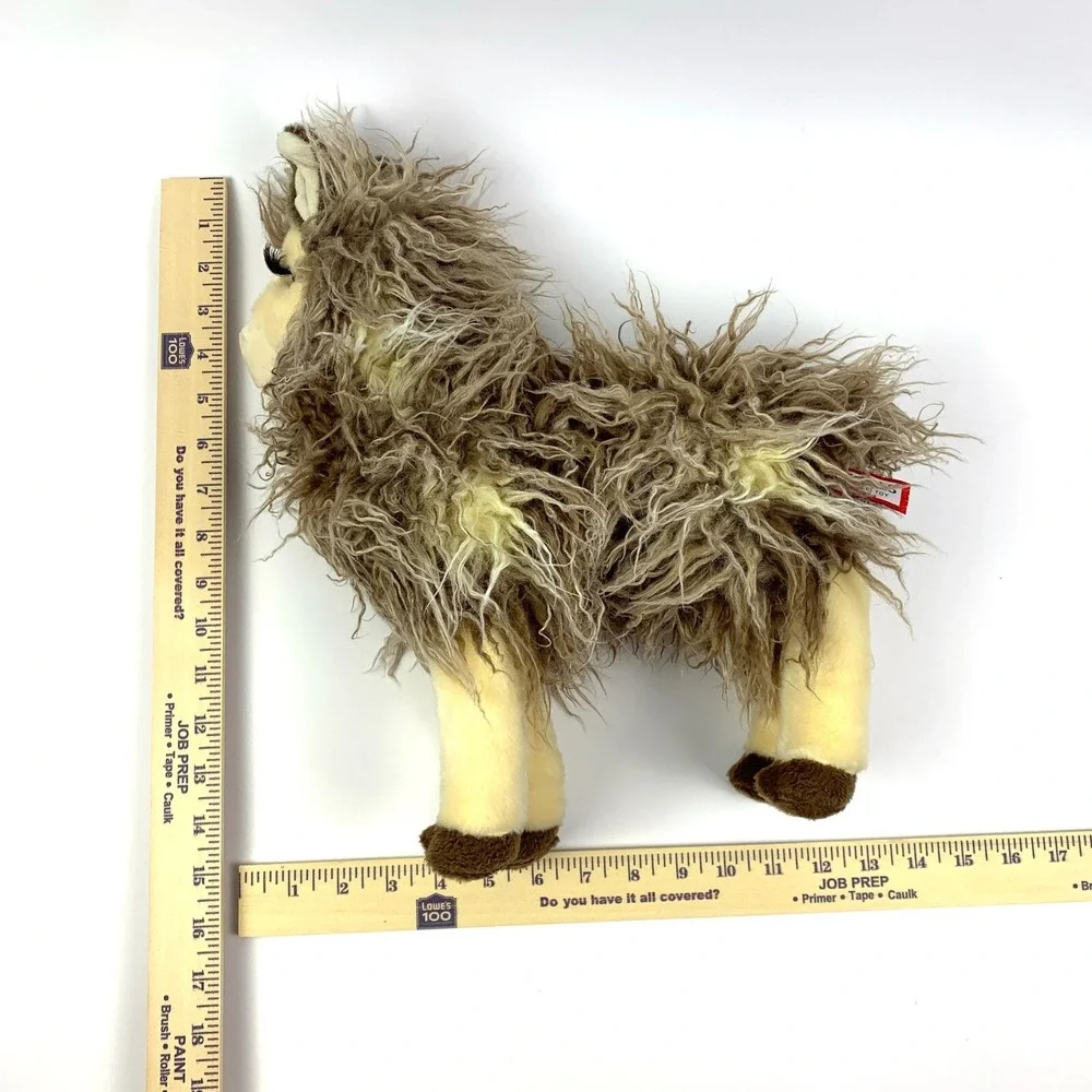 Douglas the Cuddle Toy Lance the Llama 15